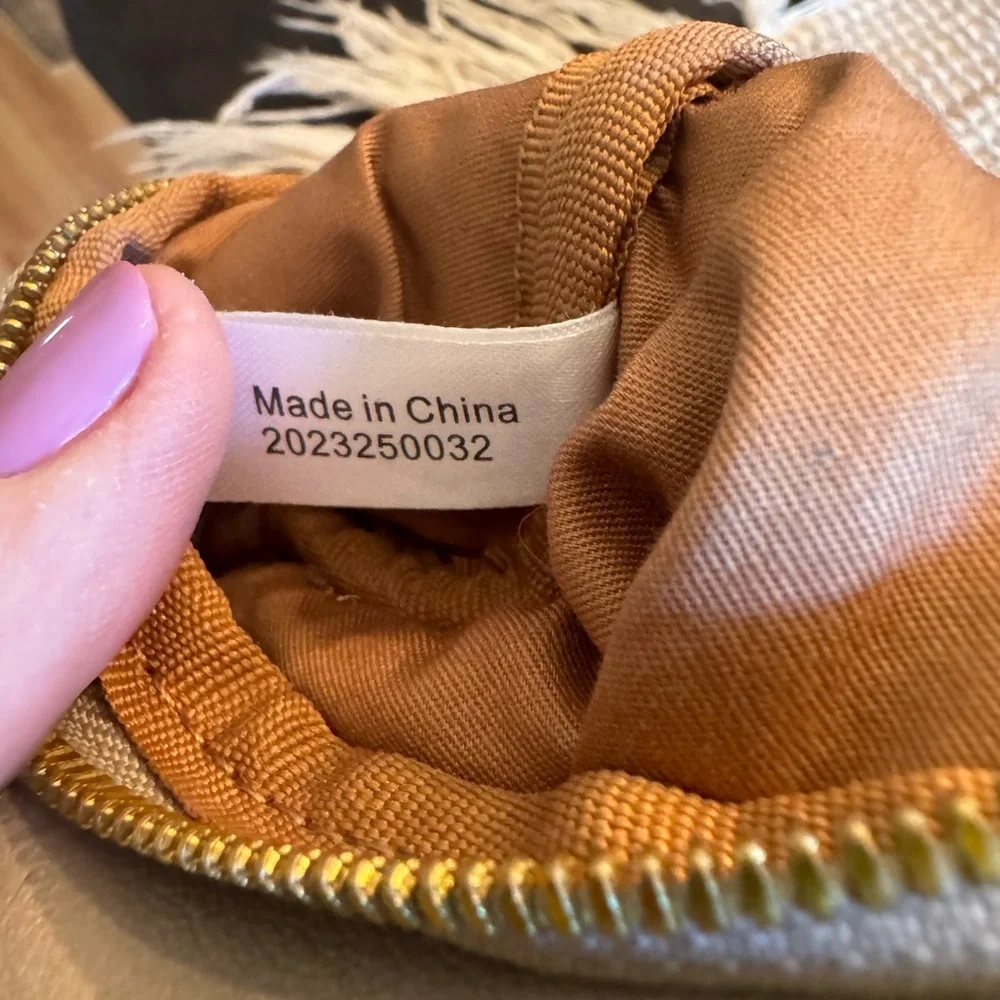 Hobo Small  Taupe Leather Crossbody Bag - Picture 8 of 11